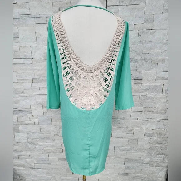 Dress - Picture 2 of 11